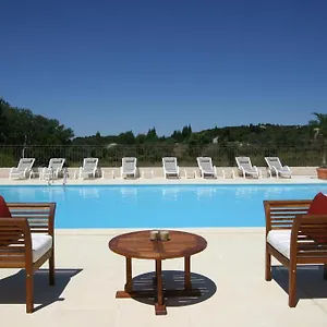 https://lagrange-vacances-le-domaine-de-bourgeac.fr-provencehotel.com